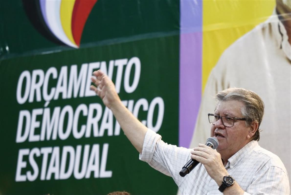 João Azevêdo cumpre agenda em cinco cidades e participa da plenária do Orçamento Democrático em Pocinhos
