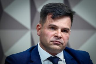 Silvinei Vasques, ex-diretor da PRF, é preso no Paraguai após romper tornozeleira