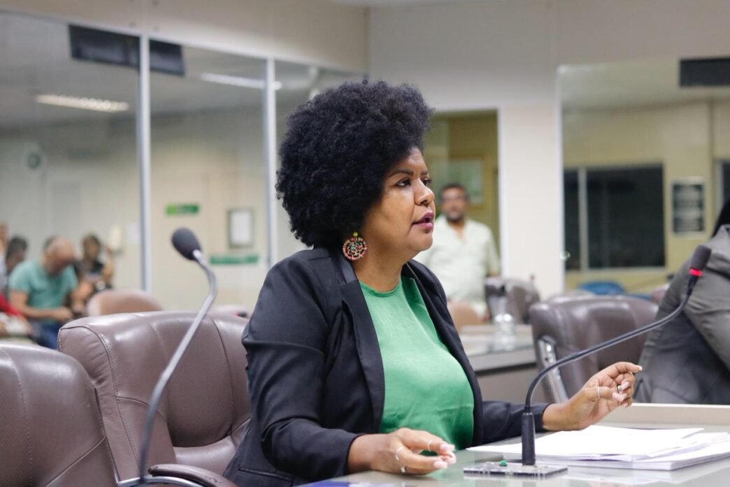 Jô Oliveira (PCdoB) acionou o Ministério Público da Paraíba (MPPB) contra a Secretaria Municipal de Administração.